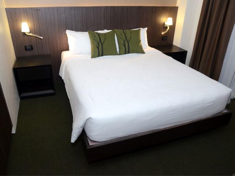 Stradella Hotel Cainta Экстерьер фото